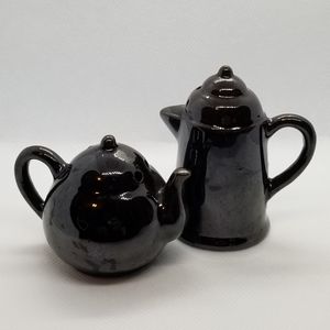 Vintage Salt and pepper shakers